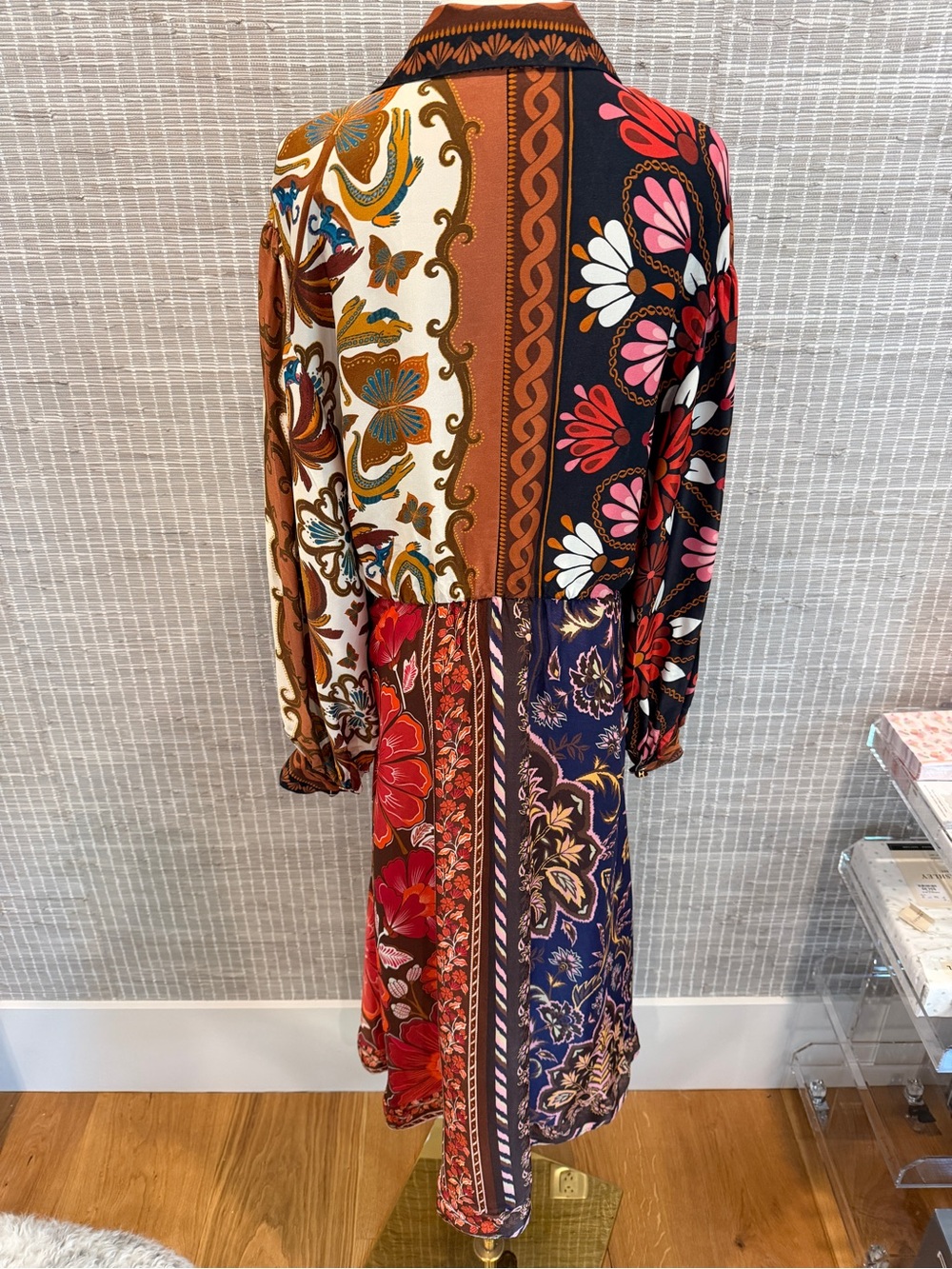 🤎 Farm Rio Miranda Long-Sleeve Wrap Midi Dress 🤎 - Picture 4 of 7